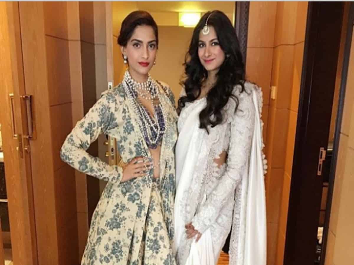 In pic: Sonam Kapoor with newly married sister Rhea Kapoor