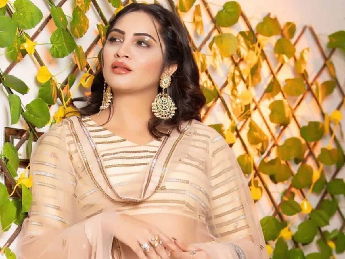 Not Pakistani, I'm Afghani Pathan: Arshi Khan reveals her nationality