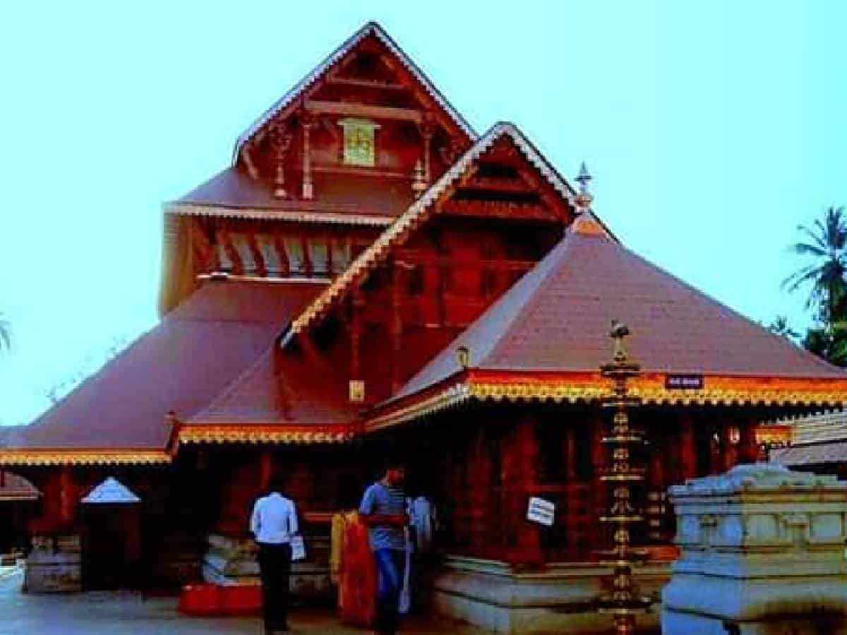 Karnataka temple bans vehicle parking for non-Hindus; sparks row