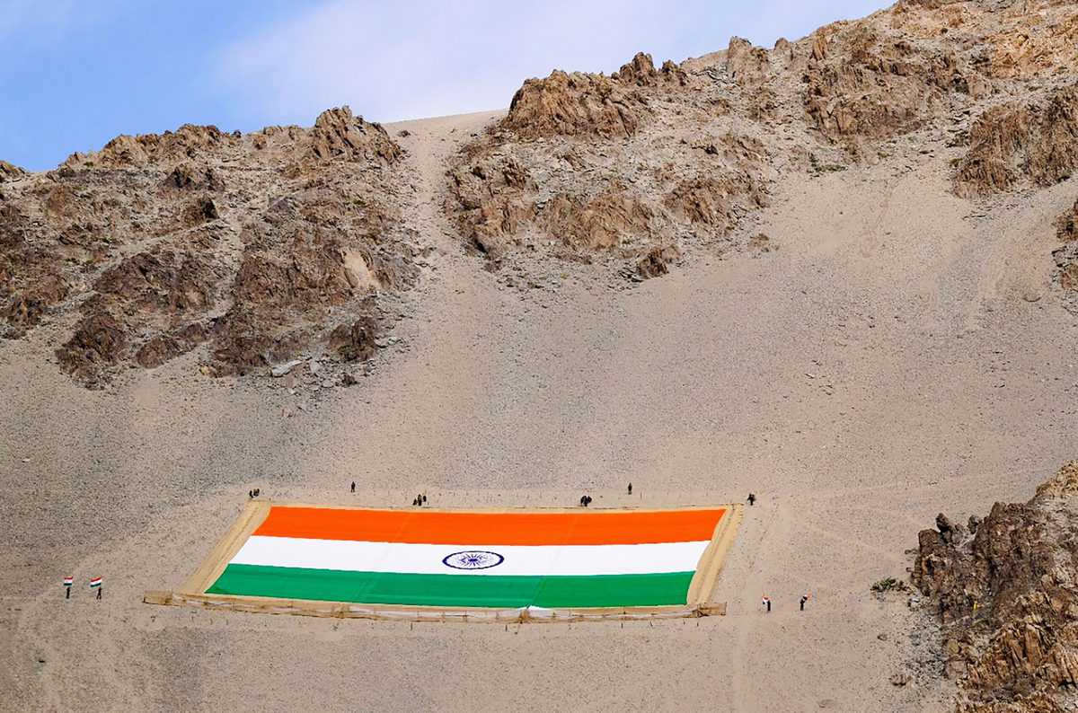 Largest khadi national flag unfurled in Ladakh