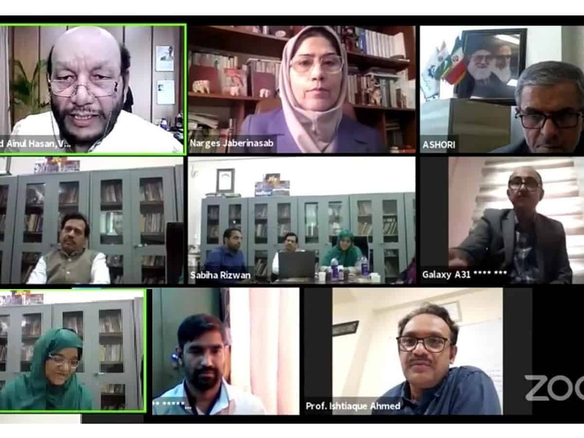 International Persian webinar held at MANUU