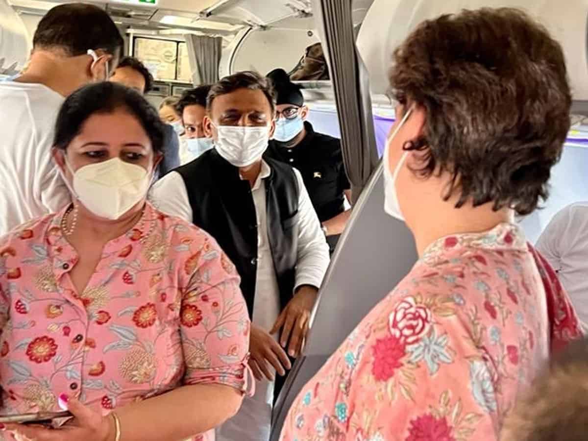 When Priyanka met Akhilesh on a Lucknow flight