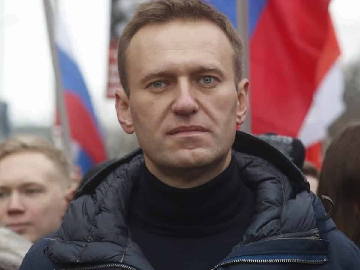 Jailed Russian opposition leader Navalny wins top EU prize