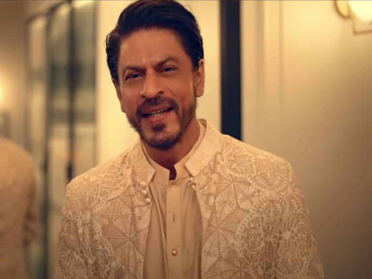 #BoycottCadbury trends on Twitter after SRK features in its new Diwali ad