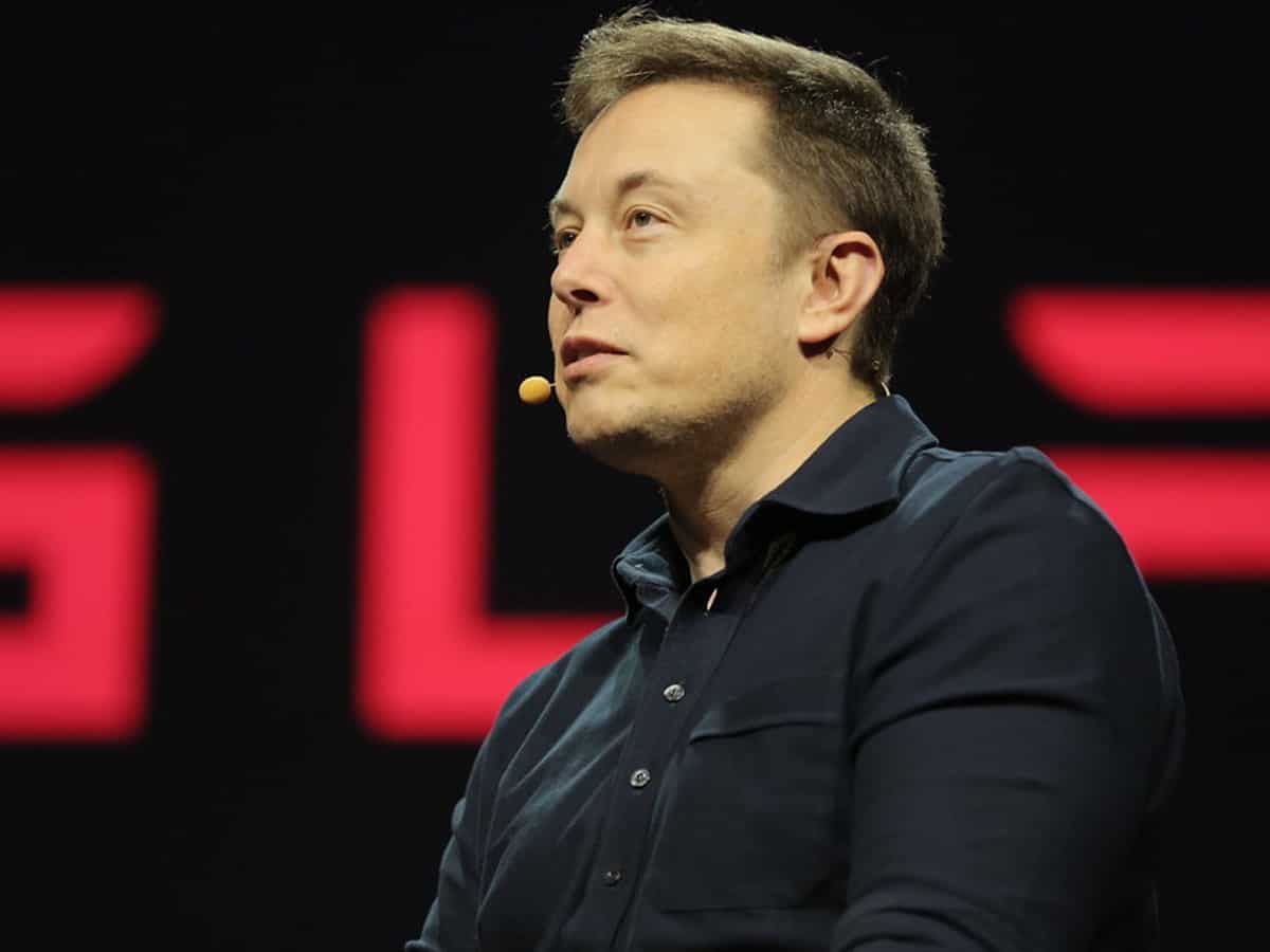 Musk says he will sell $24 bn of Tesla stocks if Twitter votes for it