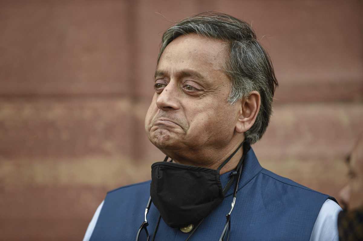 G-23 leaders meet Azad, Tharoor may throw his hat in ring