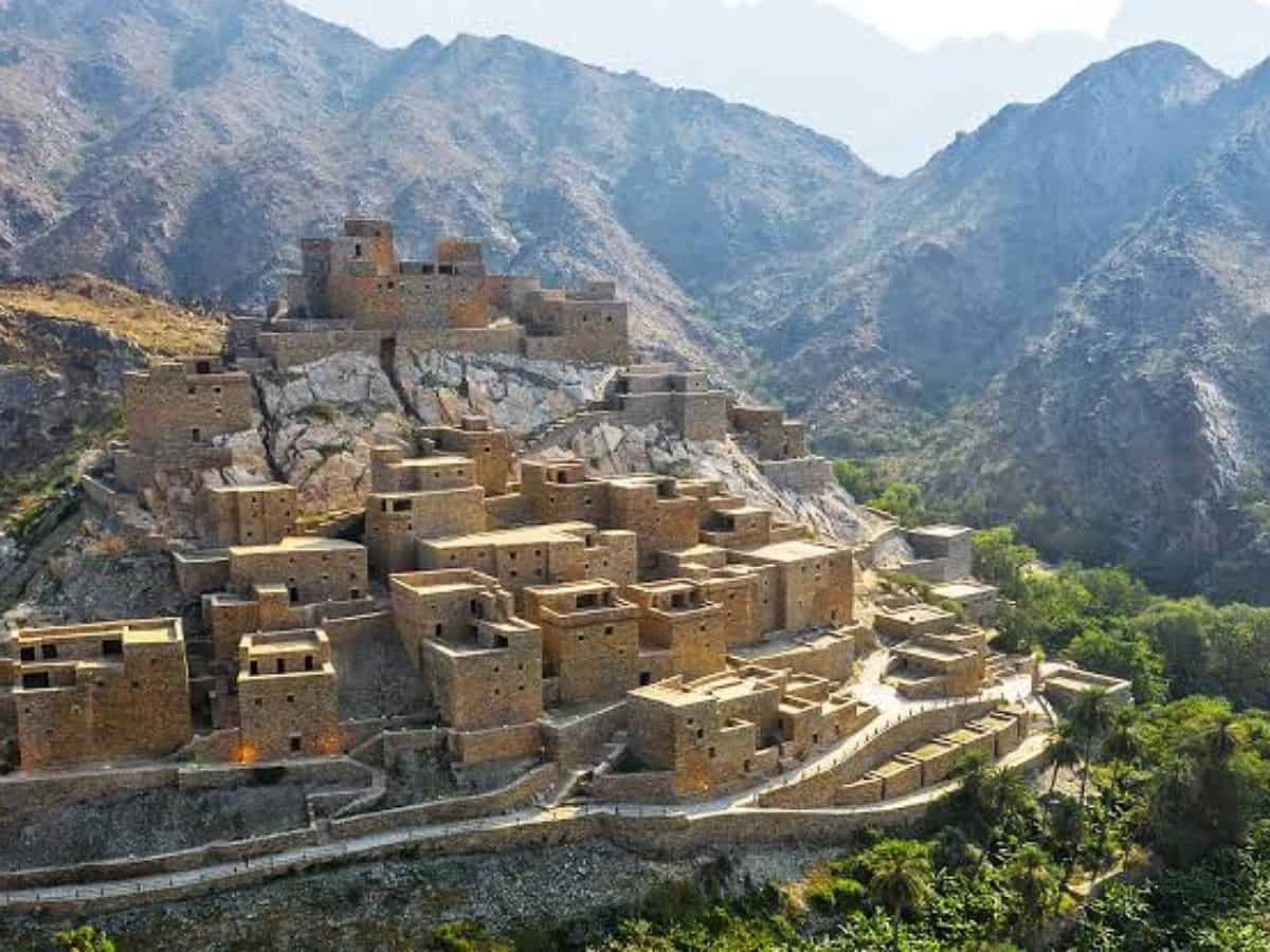 Saudi Arabia issues first permit for tourism camp in Al-Baha region