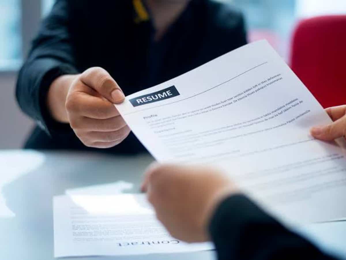 Dubai: Expats can apply for 9 positions under govt; salary up to 6L