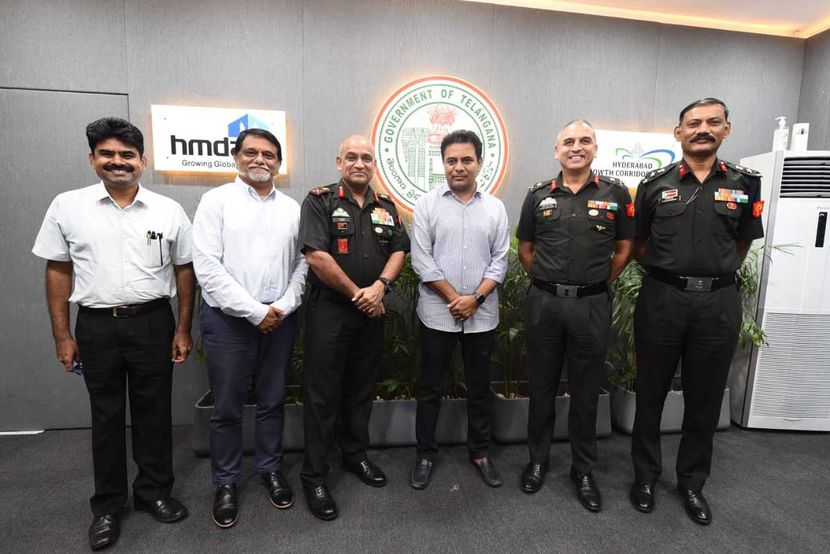Army officials meet KTR to discuss Secunderabad cantonment road closure