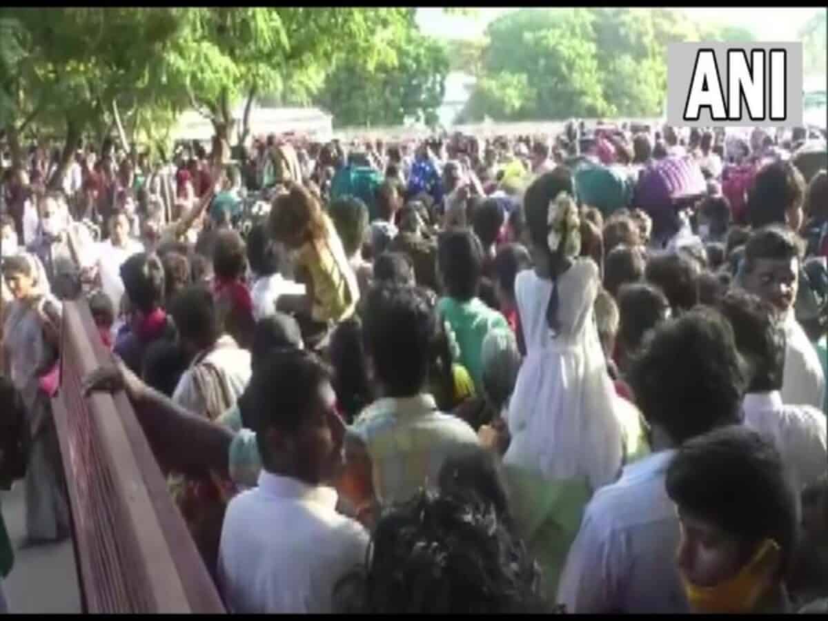 Stampede-like situation at Tirupati shrine leaves 3 injured