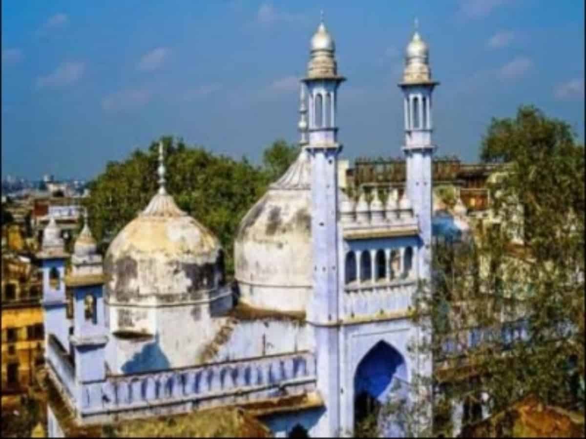 UP: Shivling found in Gyanvapi well, claim Hindu lawyers
