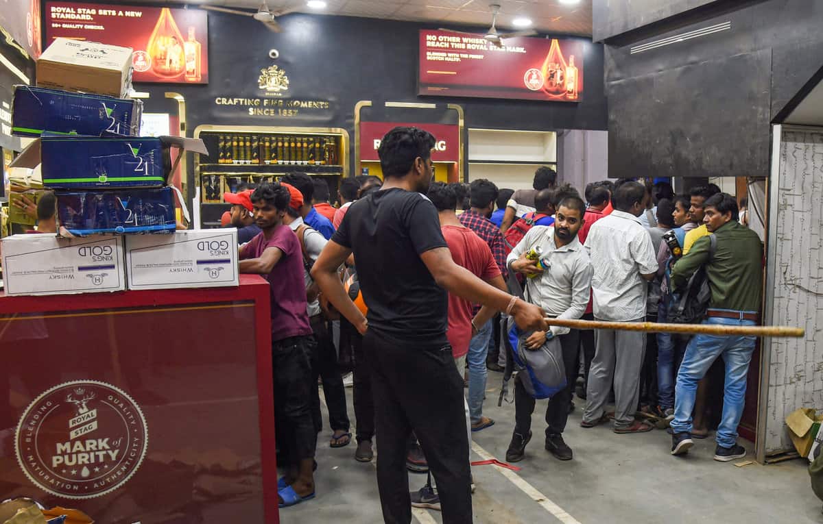 New excise police ends in Delhi