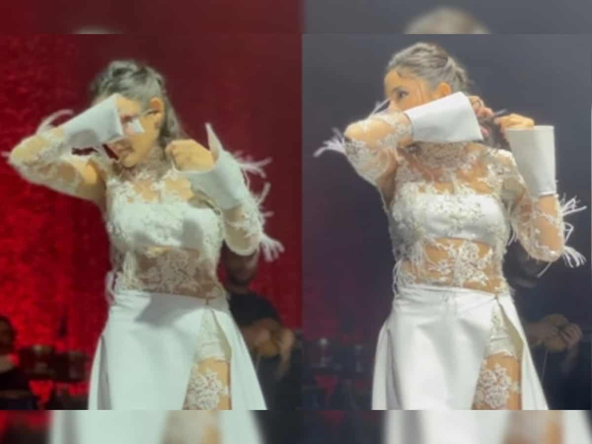 Turkish singer Melek Mosso cuts hair on stage in solidarity with Iranian women
