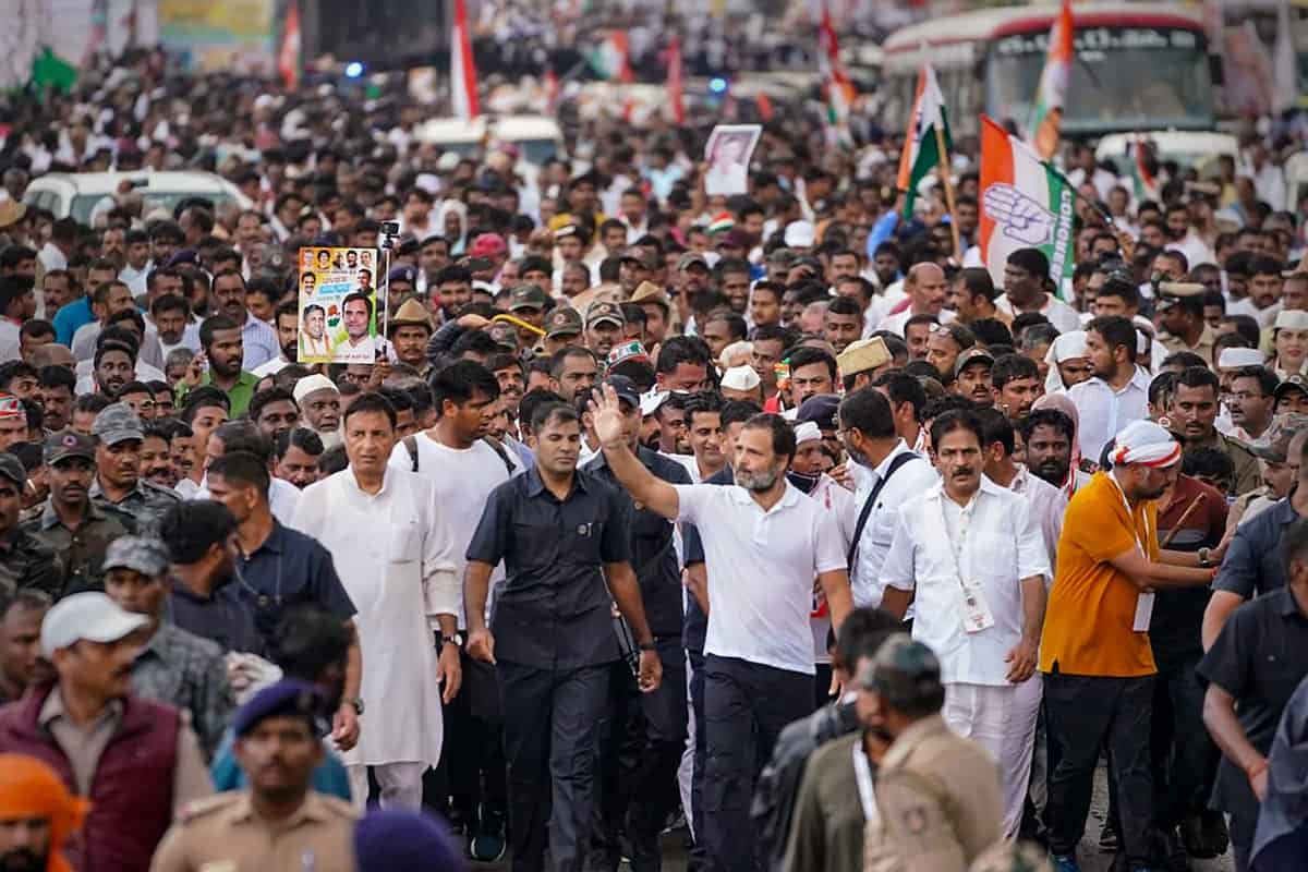 Bharat Jodo Yatra: Rahul Gandhi resumes padayatra from Andhra's Banavasi village