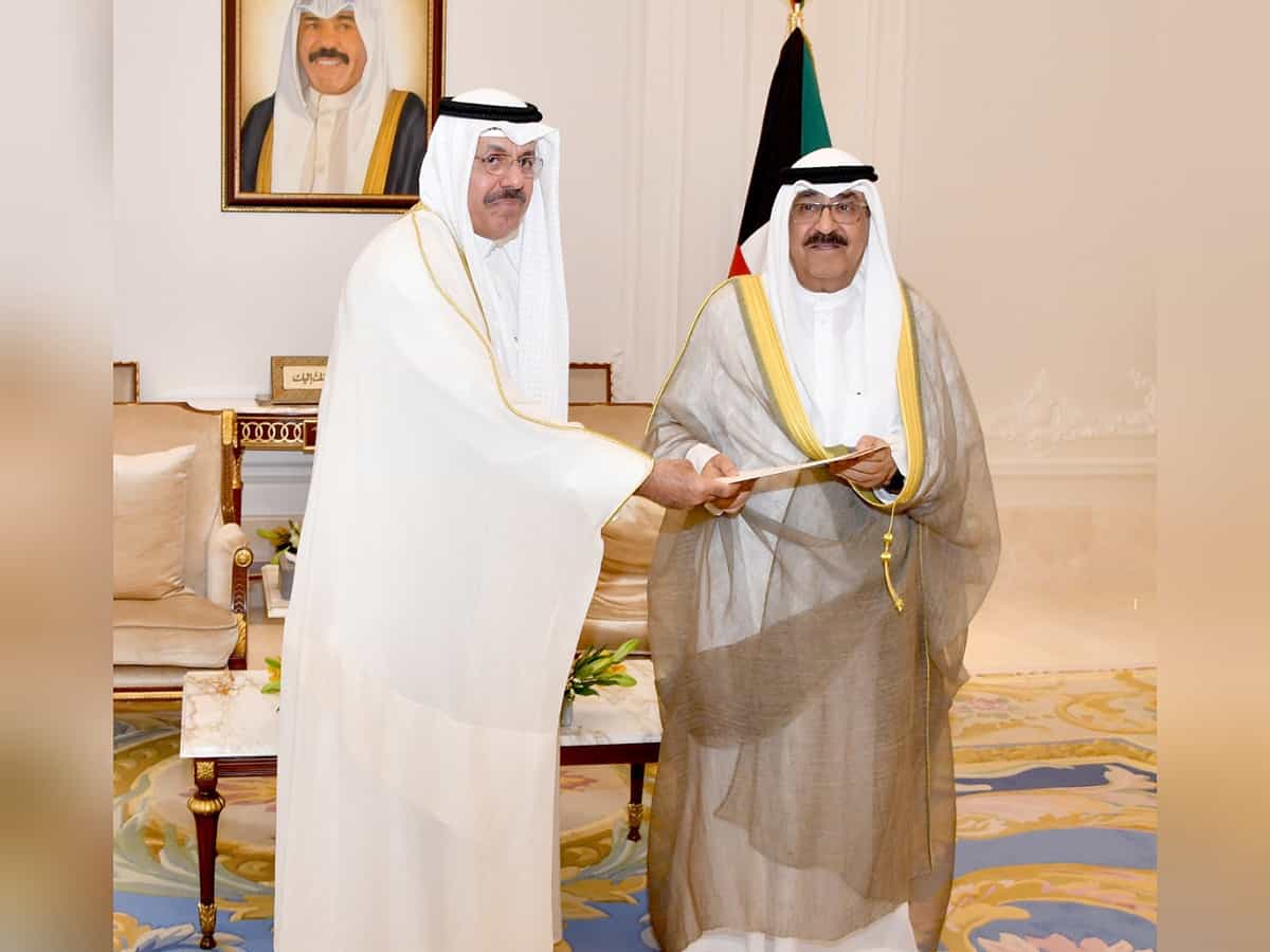 Kuwaiti Emir accepts govt’s resignation, assigns it as caretaker