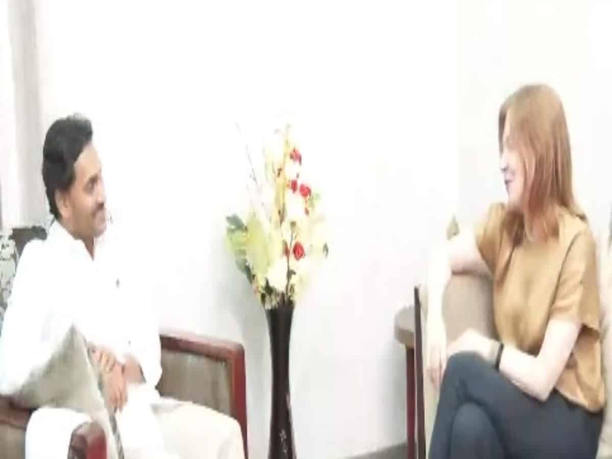 AP: US Consul General calls on CM Jagan, lauds state GDP growth