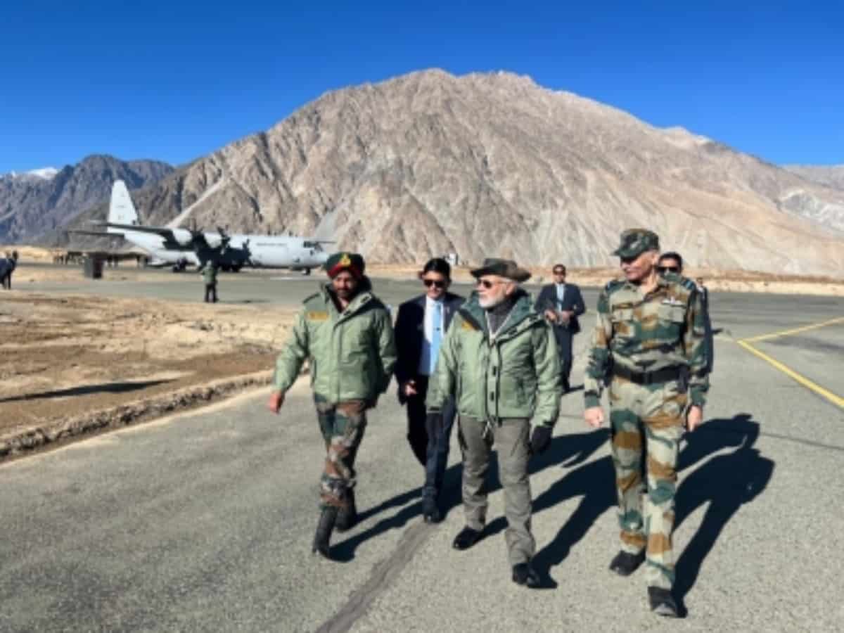 Modi in Kargil to celebrate Diwali with soldiers