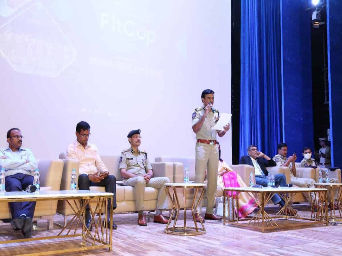 Hyderabad city police launches 'Fitcop' app.