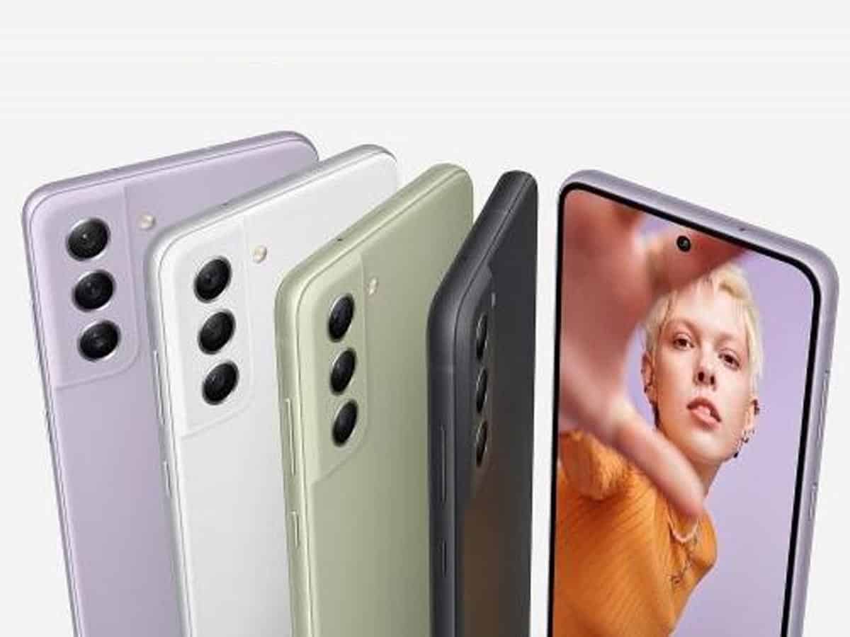 Samsung aims to sell 270 mn smartphones next year