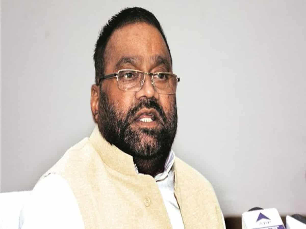 By conferring Padma Vibhushan on Mulayam, govt has made mockery of his contributions: SP leader