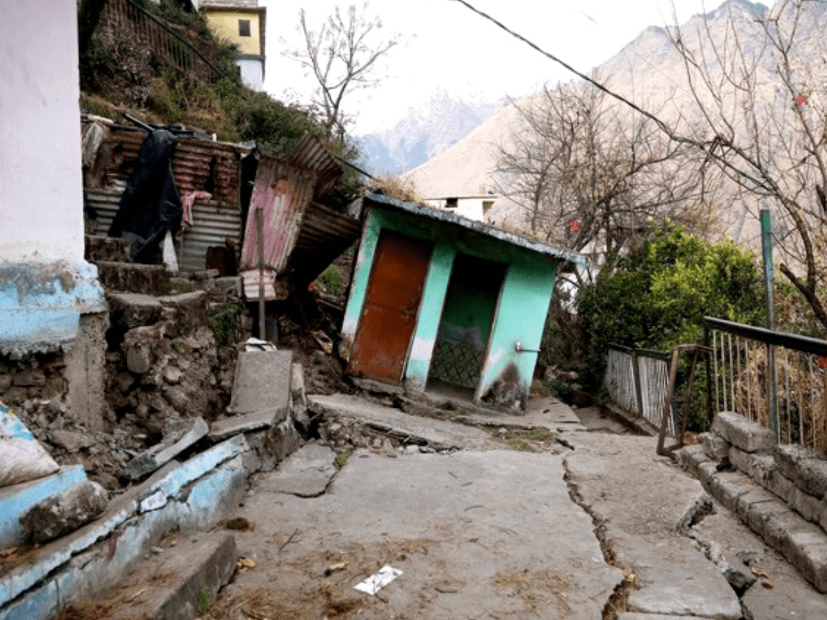 Uttarakhand govt seeks Rs 2000 cr package from Centre for Joshimath rehabilitation