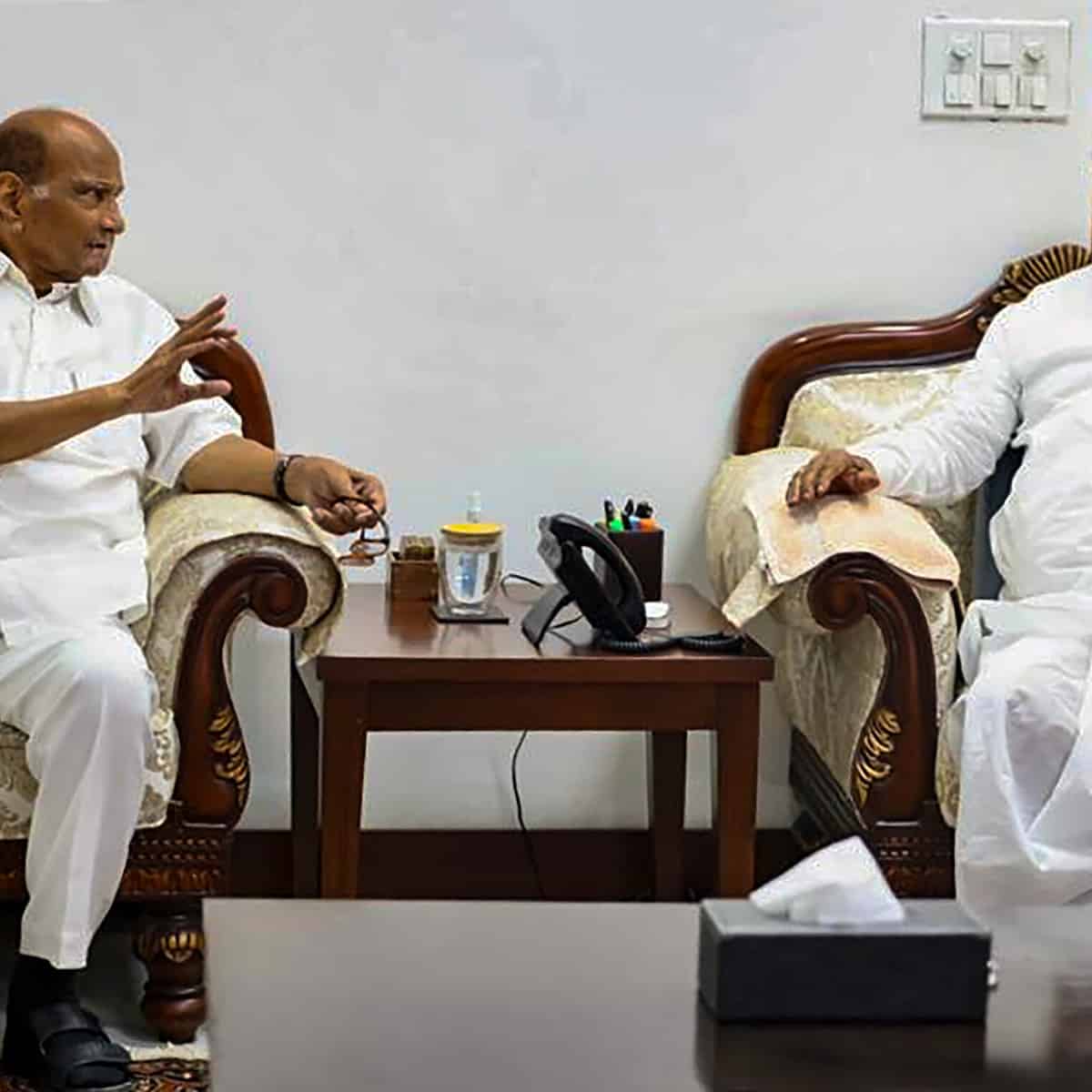 Sharad Pawar meets Mallikarjun Kharge