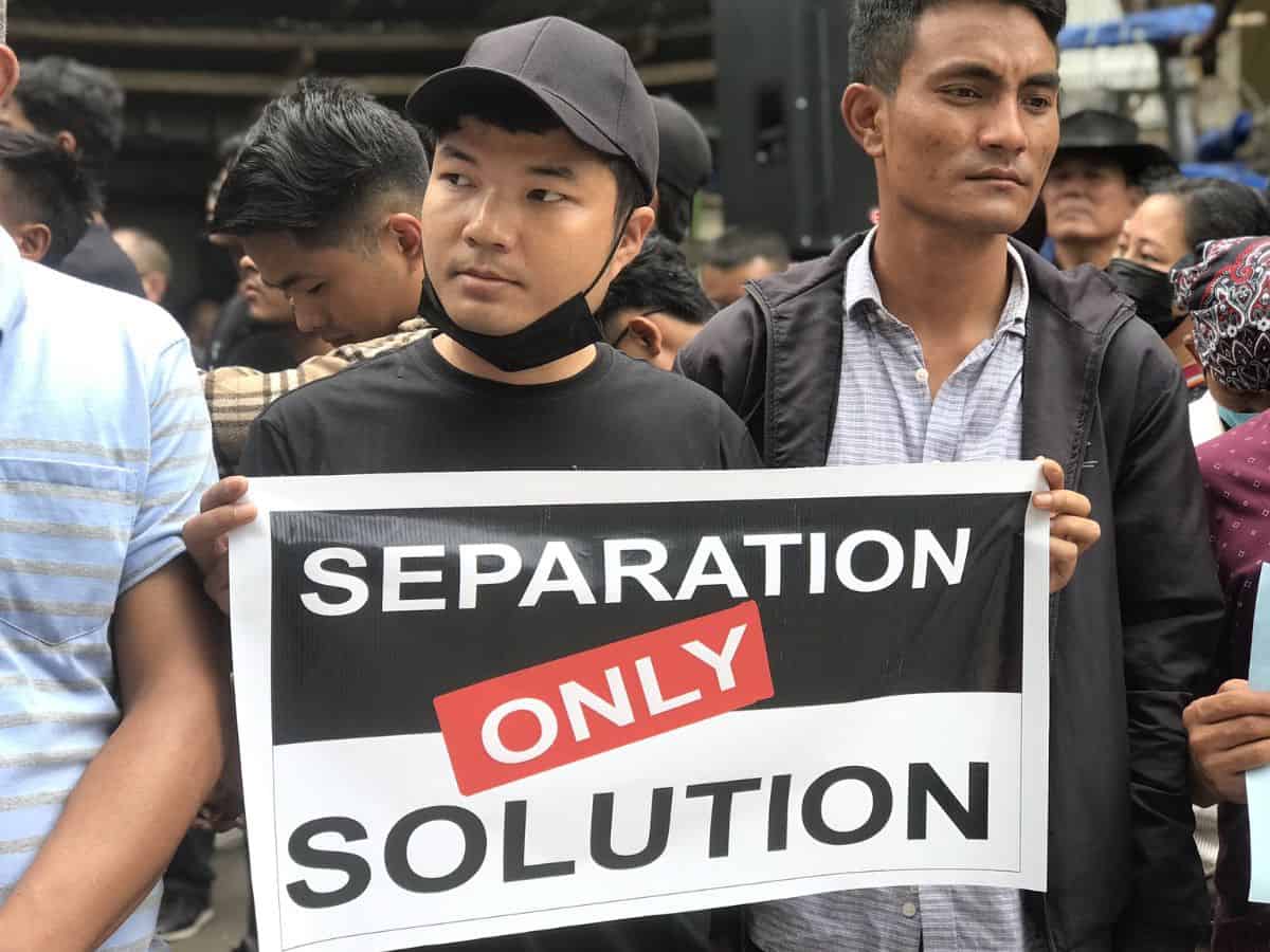 Protest rally in Mizoram, burns posters of Manipur CM, PM